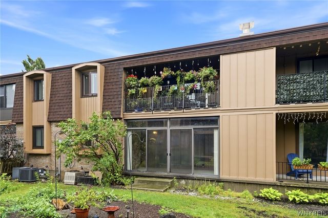 60 Groton Drive 2, Amherst, NY 14228