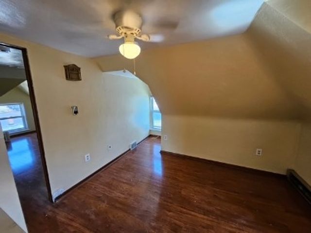 546 Greenfield Ave 3, Greenfield, PA 15207