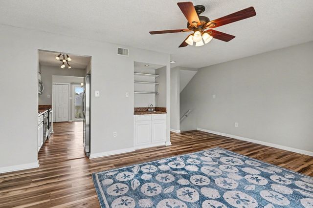 1000 11th Ave N Apt 129, North Myrtle Beach, SC 29582