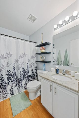 456 N Kelly Court, Romeoville, IL 60446