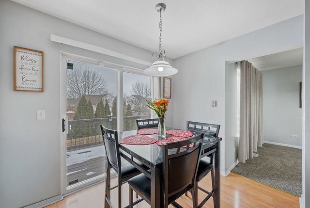 456 N Kelly Court, Romeoville, IL 60446