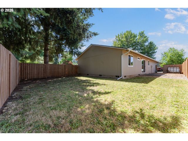 8315 Sw LA MANCHA Ct, Portland, OR 97224