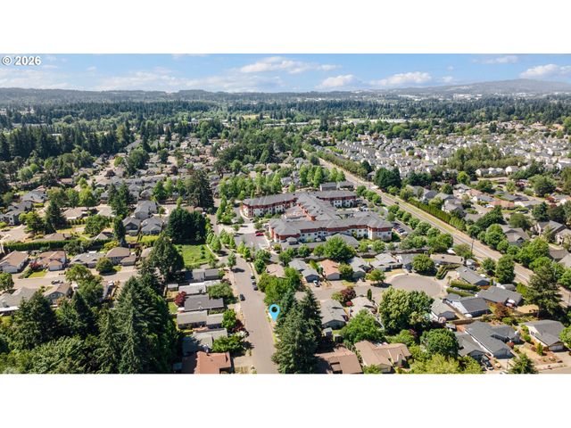 8315 Sw LA MANCHA Ct, Portland, OR 97224