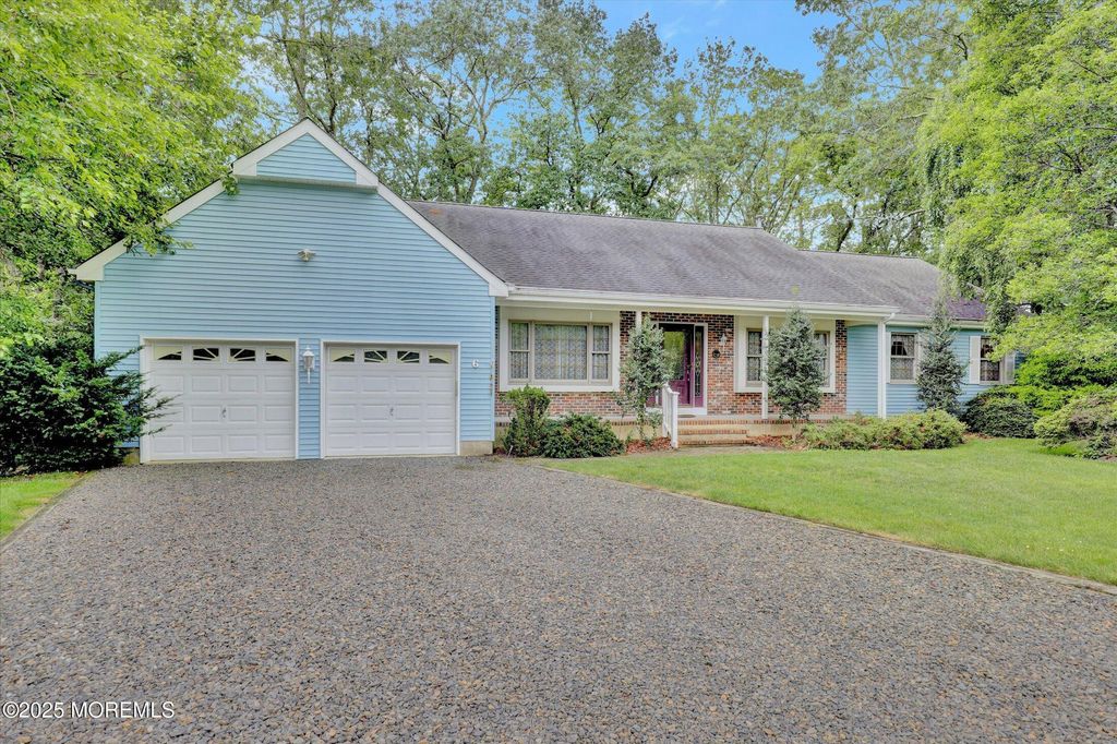 6 Tall Oaks Drive, Waretown, NJ 08758