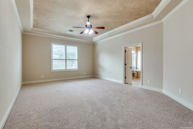 110 EVANS OAK LN, San Antonio, TX 78260