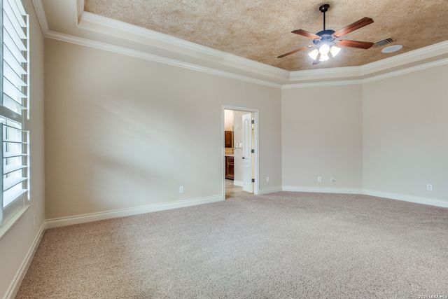 110 EVANS OAK LN, San Antonio, TX 78260
