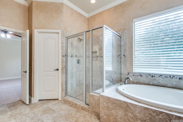 110 EVANS OAK LN, San Antonio, TX 78260