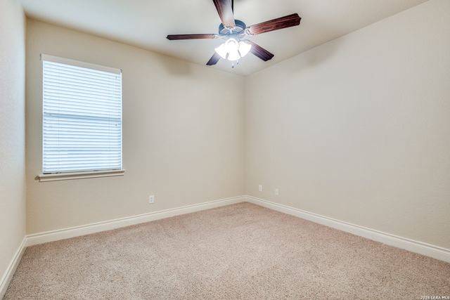 110 EVANS OAK LN, San Antonio, TX 78260