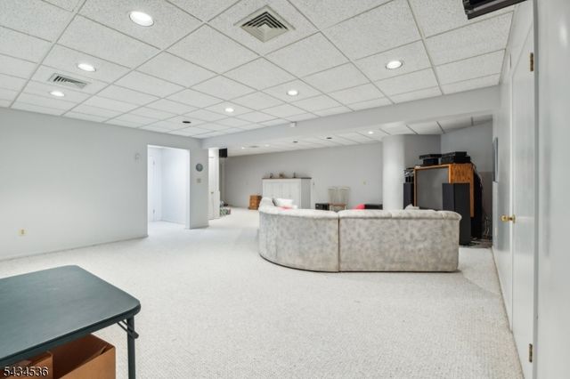 12 Sandalwood Dr, Livingston Twp., NJ 07039