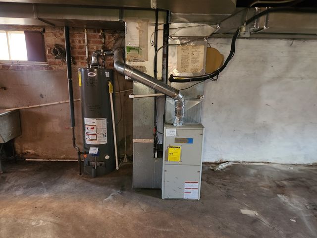 5711 S Mayfield Avenue, Chicago, IL 60638