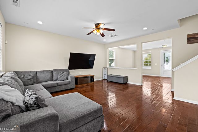 145 Paxton Place, Newnan, GA 30263