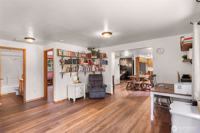 9088 Kendall Road, Sumas, WA 98295