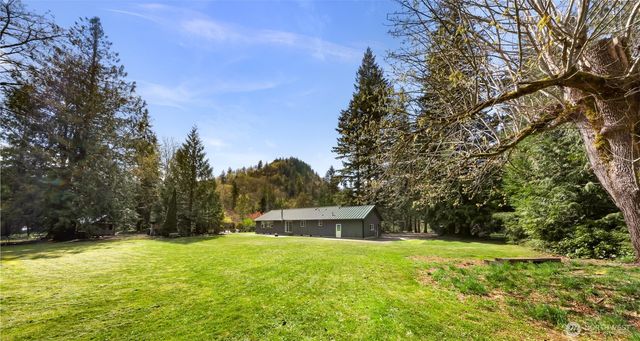 9088 Kendall Road, Sumas, WA 98295