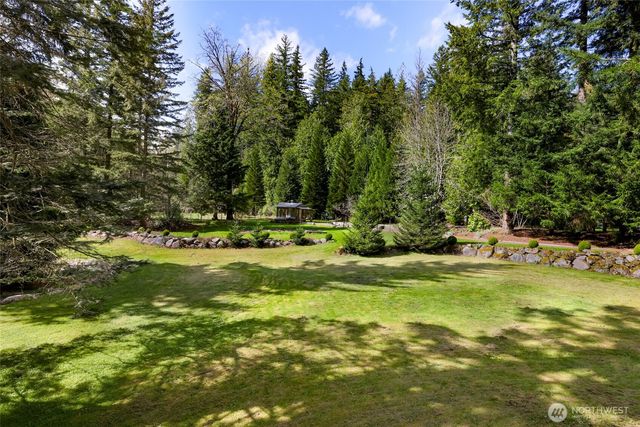 9088 Kendall Road, Sumas, WA 98295