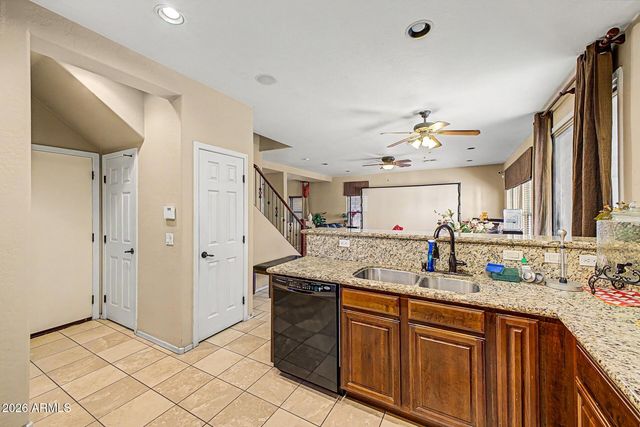6342 W VALENCIA Drive, Laveen, AZ 85339