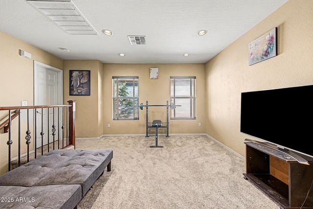 6342 W VALENCIA Drive, Laveen, AZ 85339