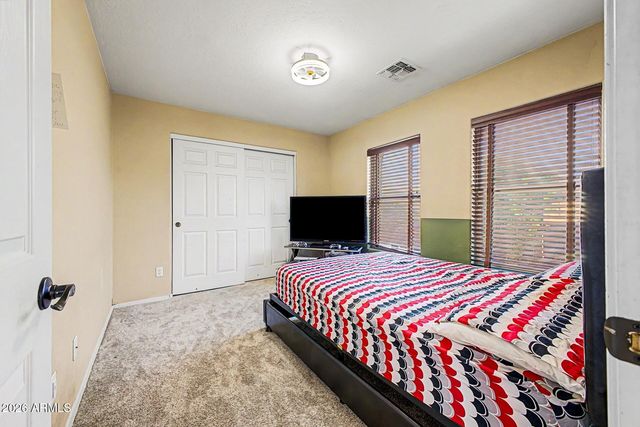 6342 W VALENCIA Drive, Laveen, AZ 85339
