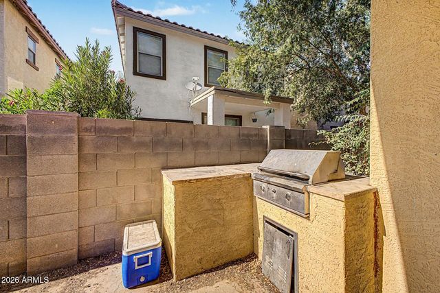 6342 W VALENCIA Drive, Laveen, AZ 85339