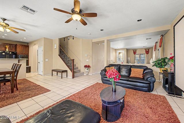 6342 W VALENCIA Drive, Laveen, AZ 85339