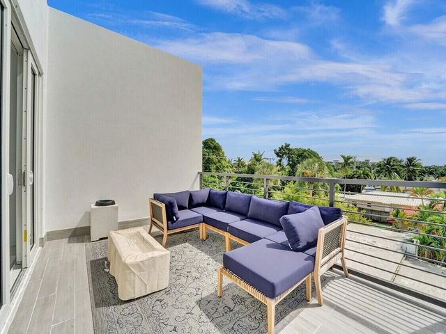 1222 NE 15th Avenue, Fort Lauderdale, FL 33304