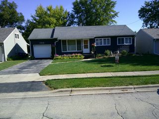 1514 oakwood Avenue, Dekalb, IL 60115
