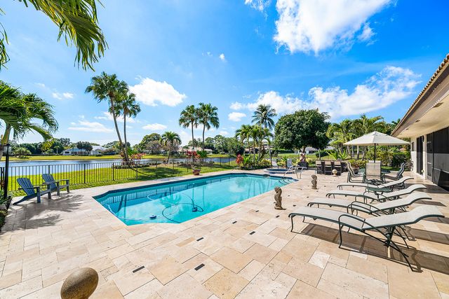 5221 Estates Drive, Delray Beach, FL 33445