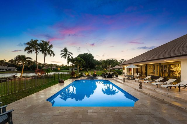 5221 Estates Drive, Delray Beach, FL 33445