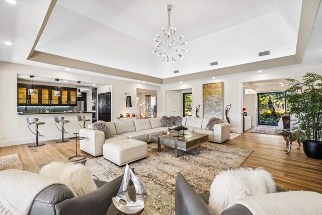 5221 Estates Drive, Delray Beach, FL 33445