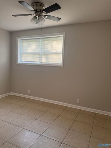 3510 Cable Street NW, Huntsville, AL 35810