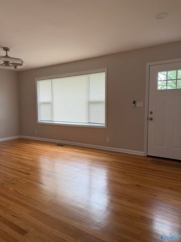 3510 Cable Street NW, Huntsville, AL 35810
