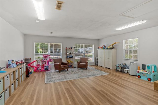 1108 Victoria Ave, Dothan, AL 36303