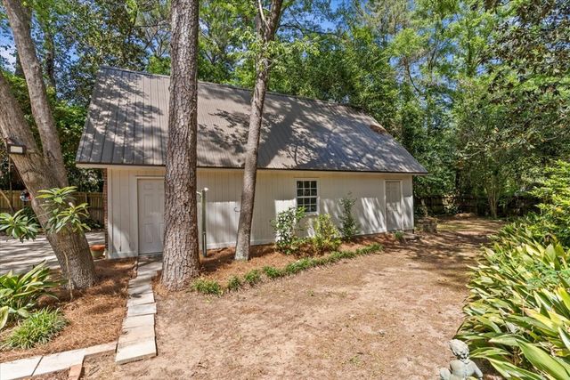 1108 Victoria Ave, Dothan, AL 36303