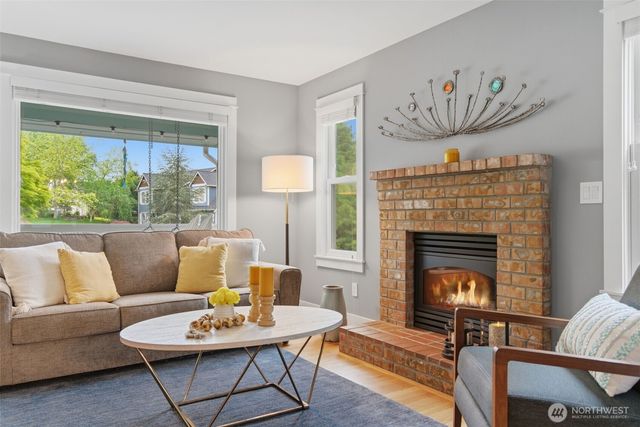 1356 Lena Place NE, Poulsbo, WA 98370