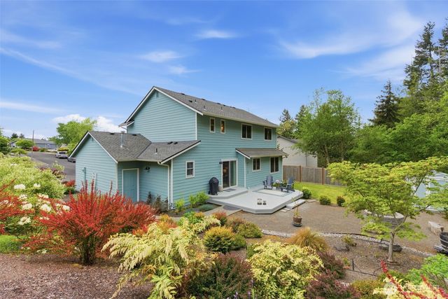 1356 Lena Place NE, Poulsbo, WA 98370