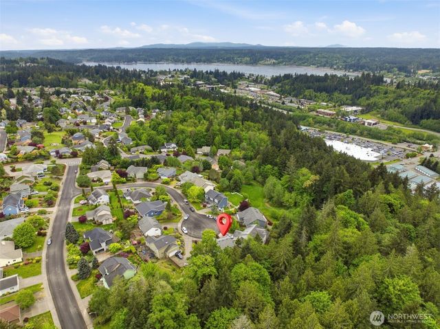 1356 Lena Place NE, Poulsbo, WA 98370