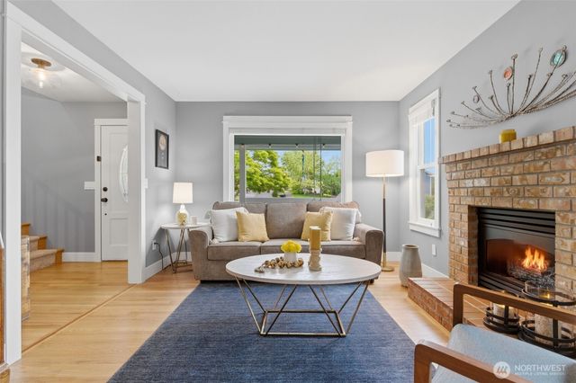 1356 Lena Place NE, Poulsbo, WA 98370
