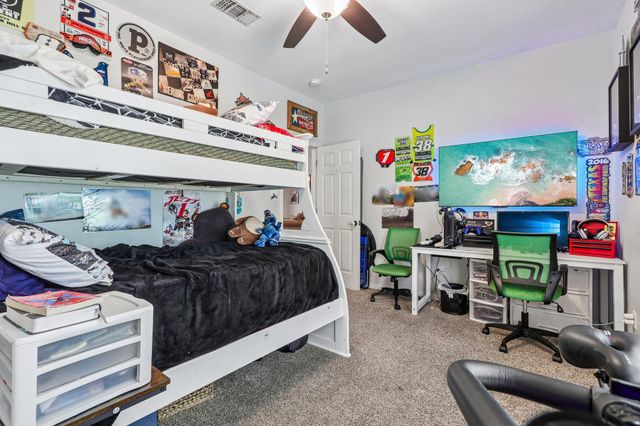 241 Laura LN, Bastrop, TX 78602