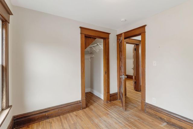 1302 Hewitt Avenue, Saint Paul, MN 55104