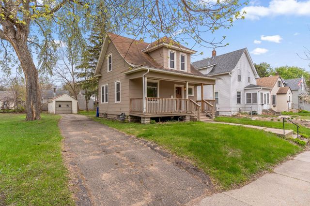 1302 Hewitt Avenue, Saint Paul, MN 55104