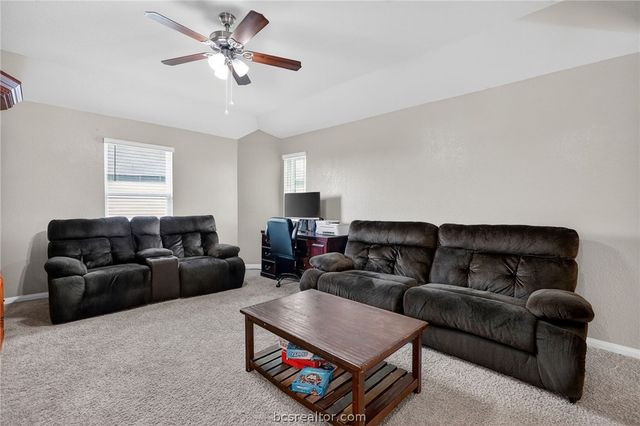 4718 Milagro Loop, Bryan, TX 77807