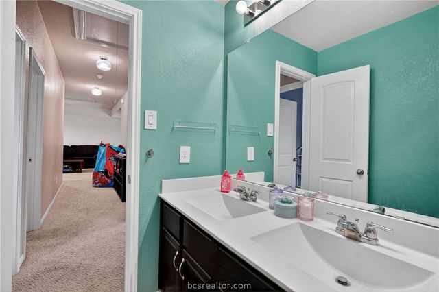 4718 Milagro Loop, Bryan, TX 77807