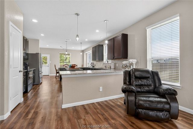 4718 Milagro Loop, Bryan, TX 77807