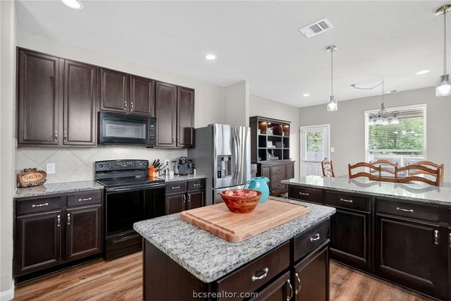4718 Milagro Loop, Bryan, TX 77807