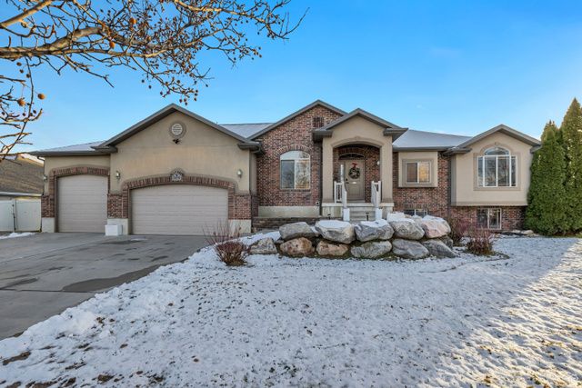 4579 W 3825 S, West Haven, UT 84401