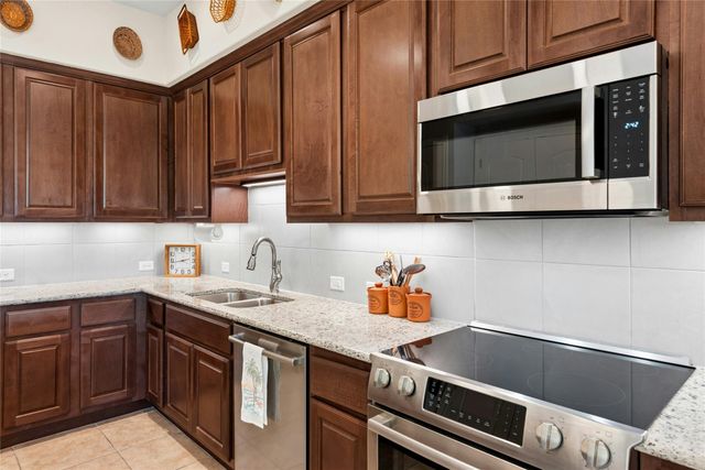 104 Bella Toscana Ave 2201, Lakeway, TX 78734