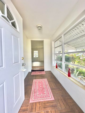 422 N Broadway, Lantana, FL 33462