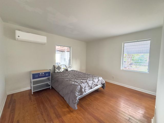 422 N Broadway, Lantana, FL 33462