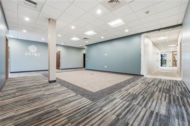 2873 W Hardies Rd, Hampton, PA 15044