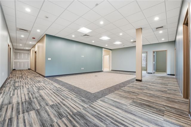 2873 W Hardies Rd, Hampton, PA 15044