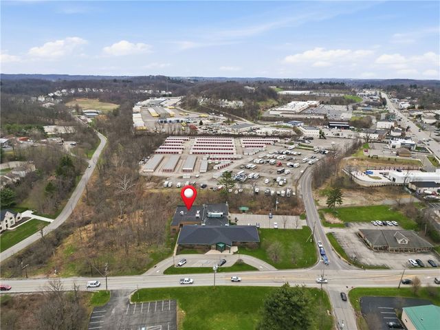 2873 W Hardies Rd, Hampton, PA 15044